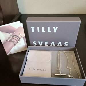 Tilly Sveaas Medium T Bar Necklace
